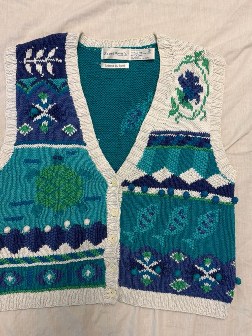 Vintage 80’s/90’s hand knitted sea turtle theme vest